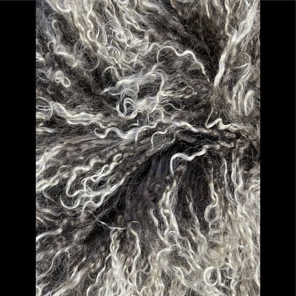 Karl Donoghue shearling scarf - Picture 6 of 7